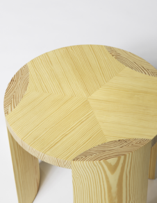 NORT SIDE TABLE