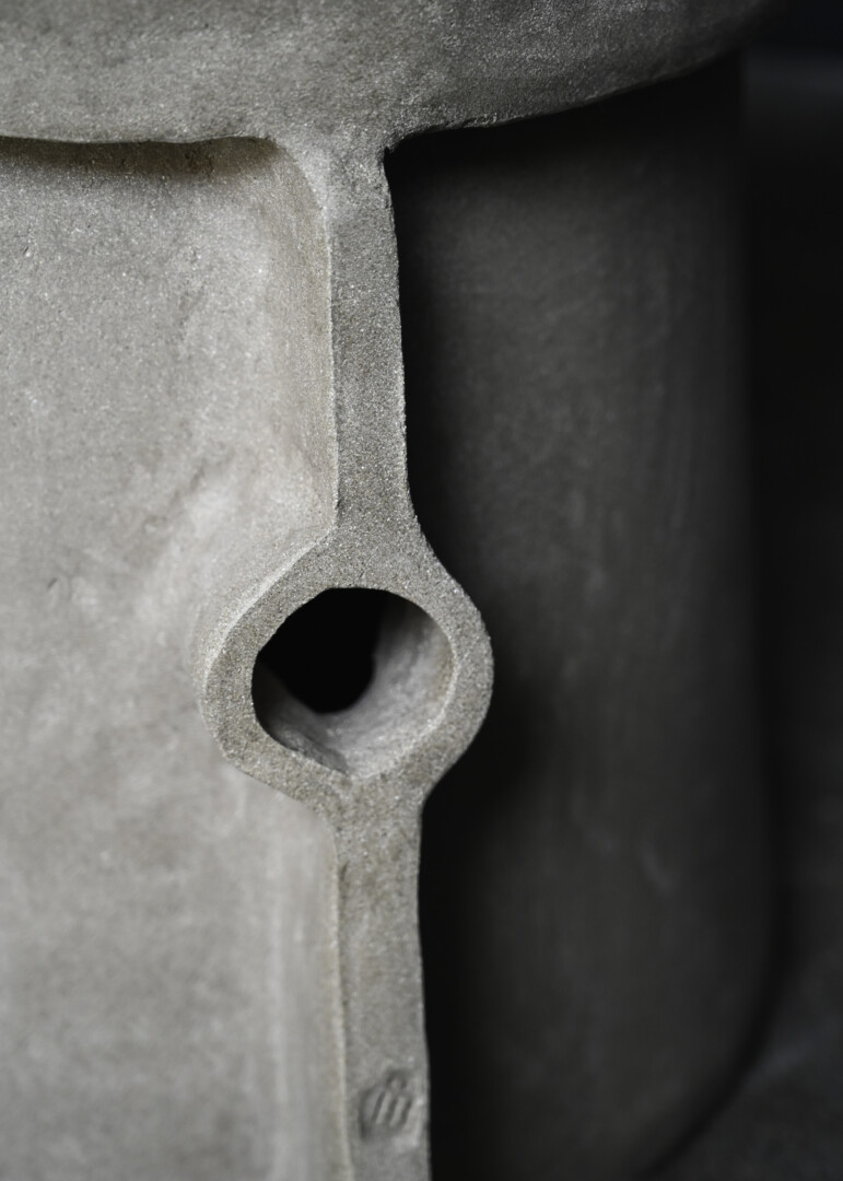CERAMIC STOOL