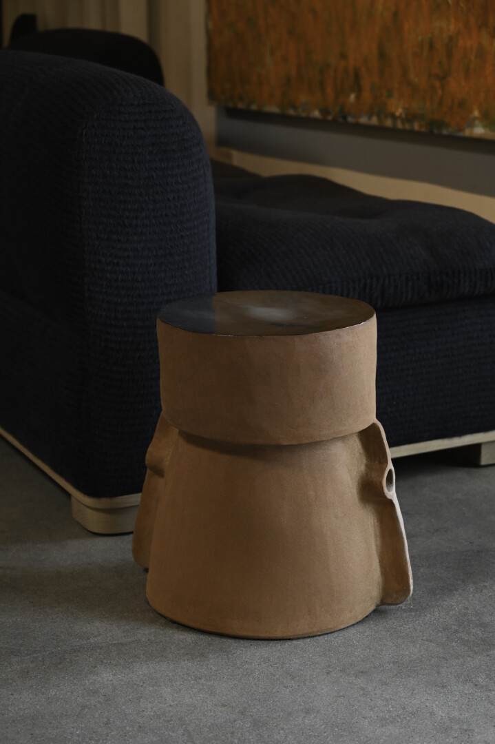 CERAMIC STOOL