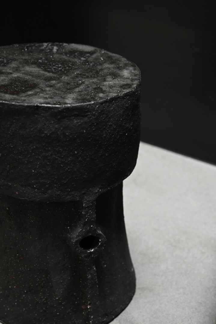 CERAMIC STOOL
