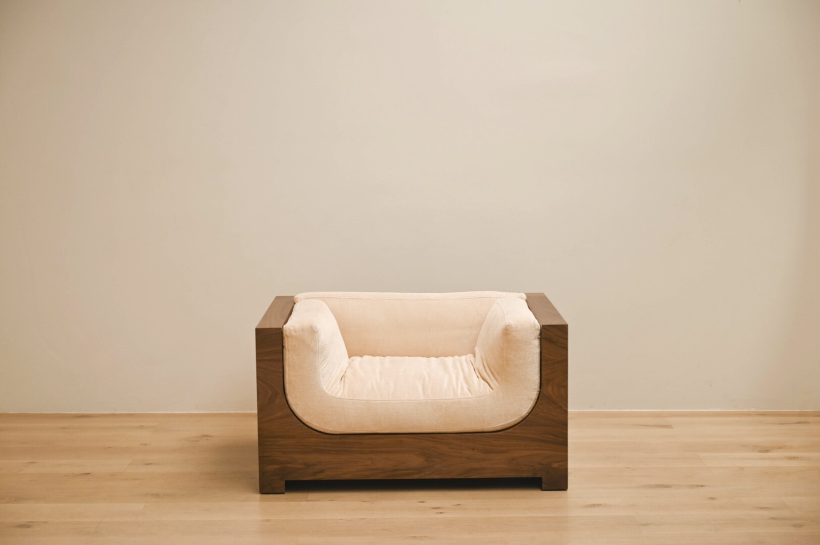 FRANCK LOUNGE CHAIR