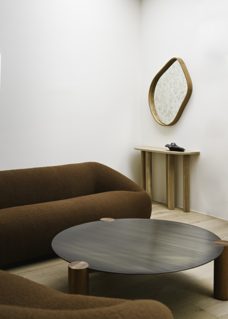 DREI COFFEE TABLE