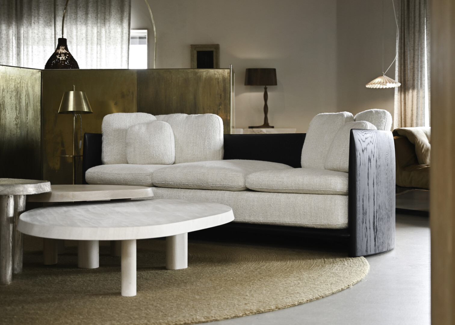 PANEEL SOFA