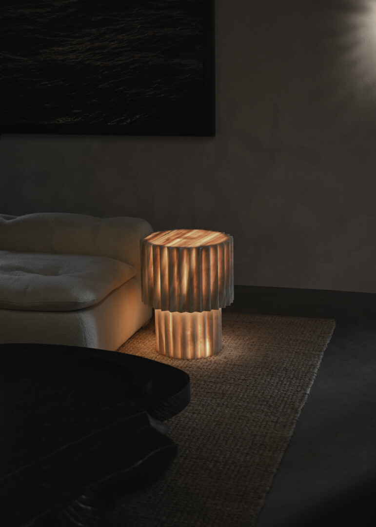 FALTEN TABLE LAMP