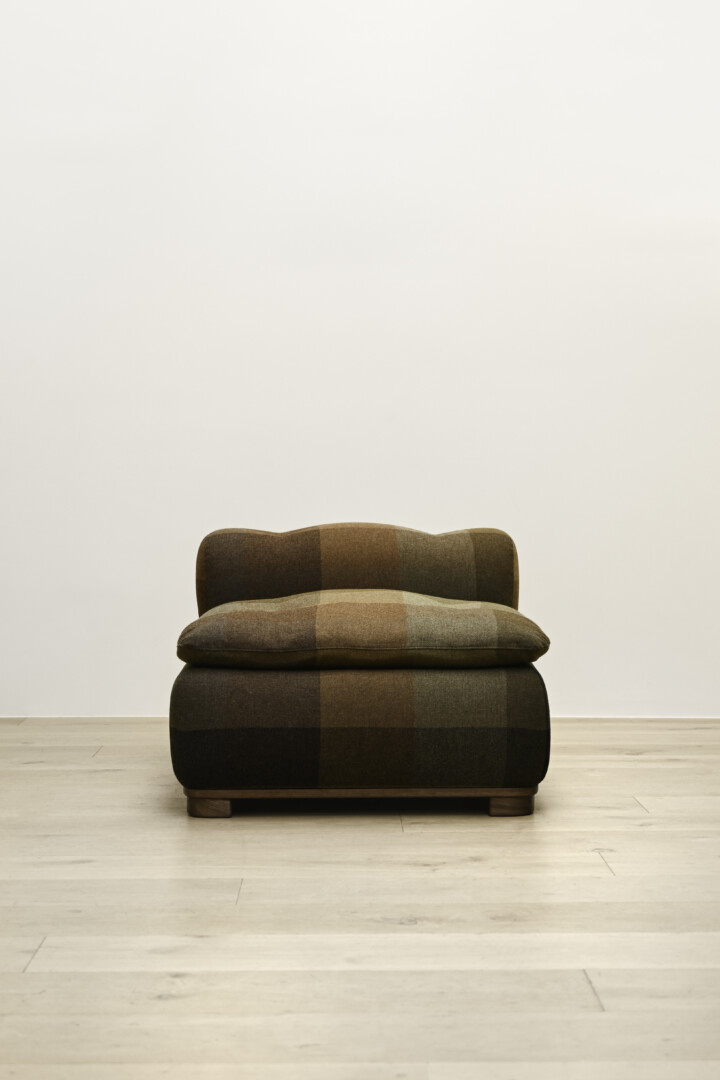 ROLLEN LOUNGE CHAIR