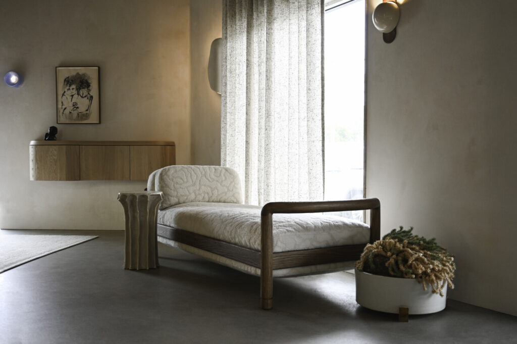 DUBEL DAYBED