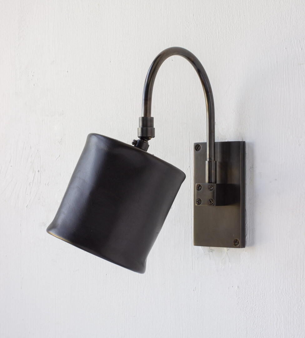 SERIES 01 SMALL SCONCE