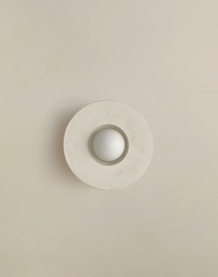 AUGUSTUS SURFACE MOUNT