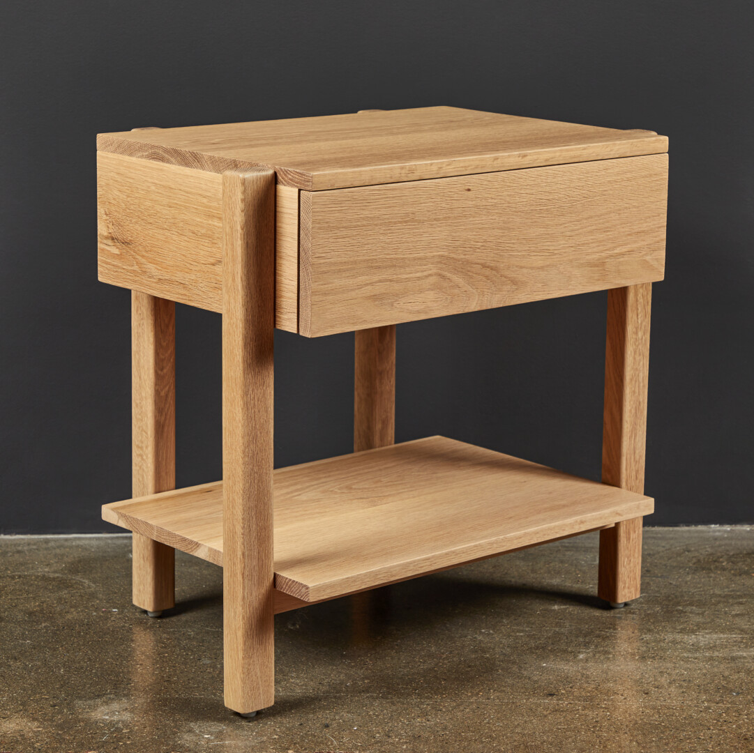 PLATZ NIGHTSTAND