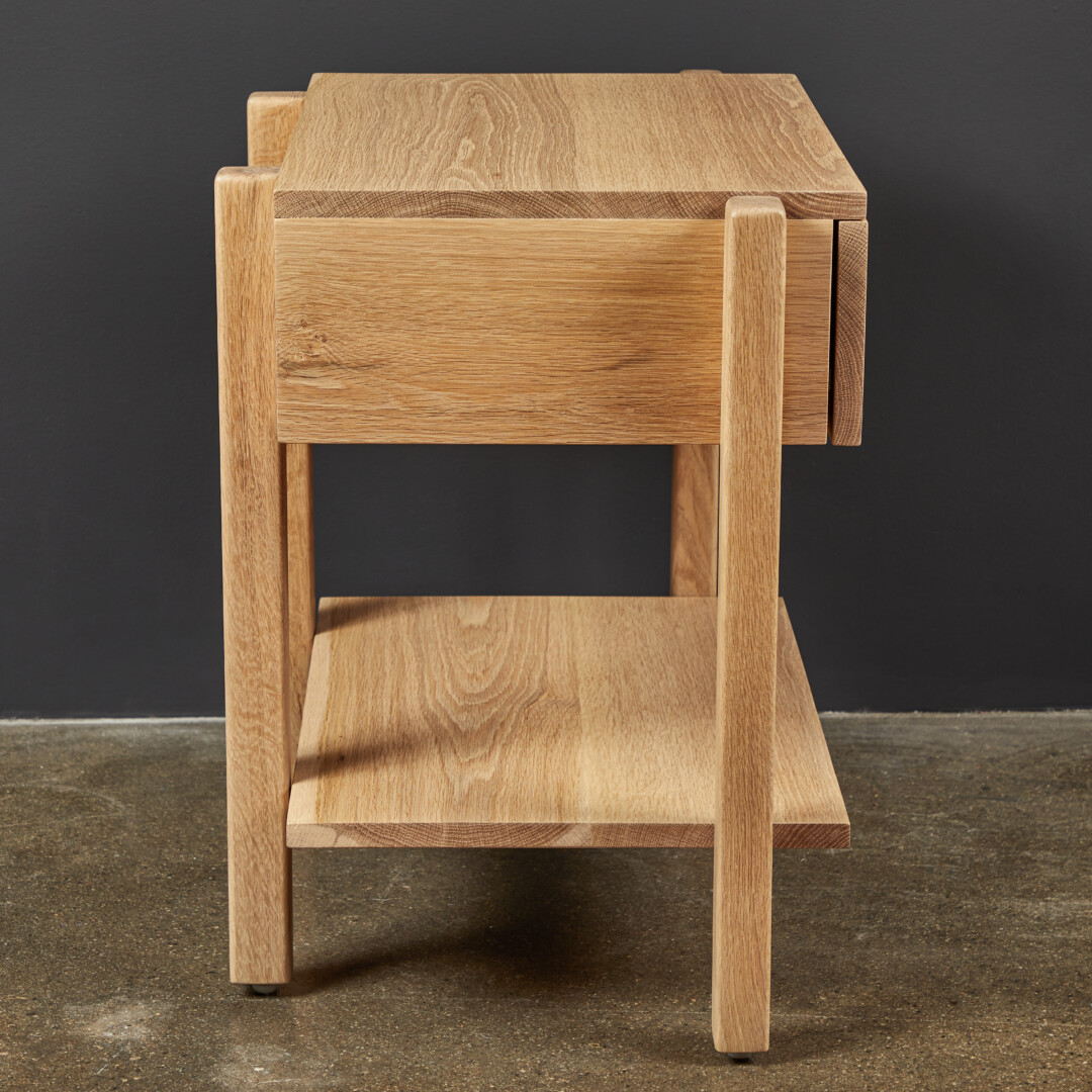 PLATZ NIGHTSTAND