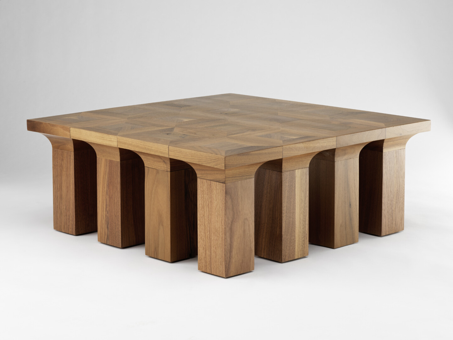 ARCUS COFFEE TABLE