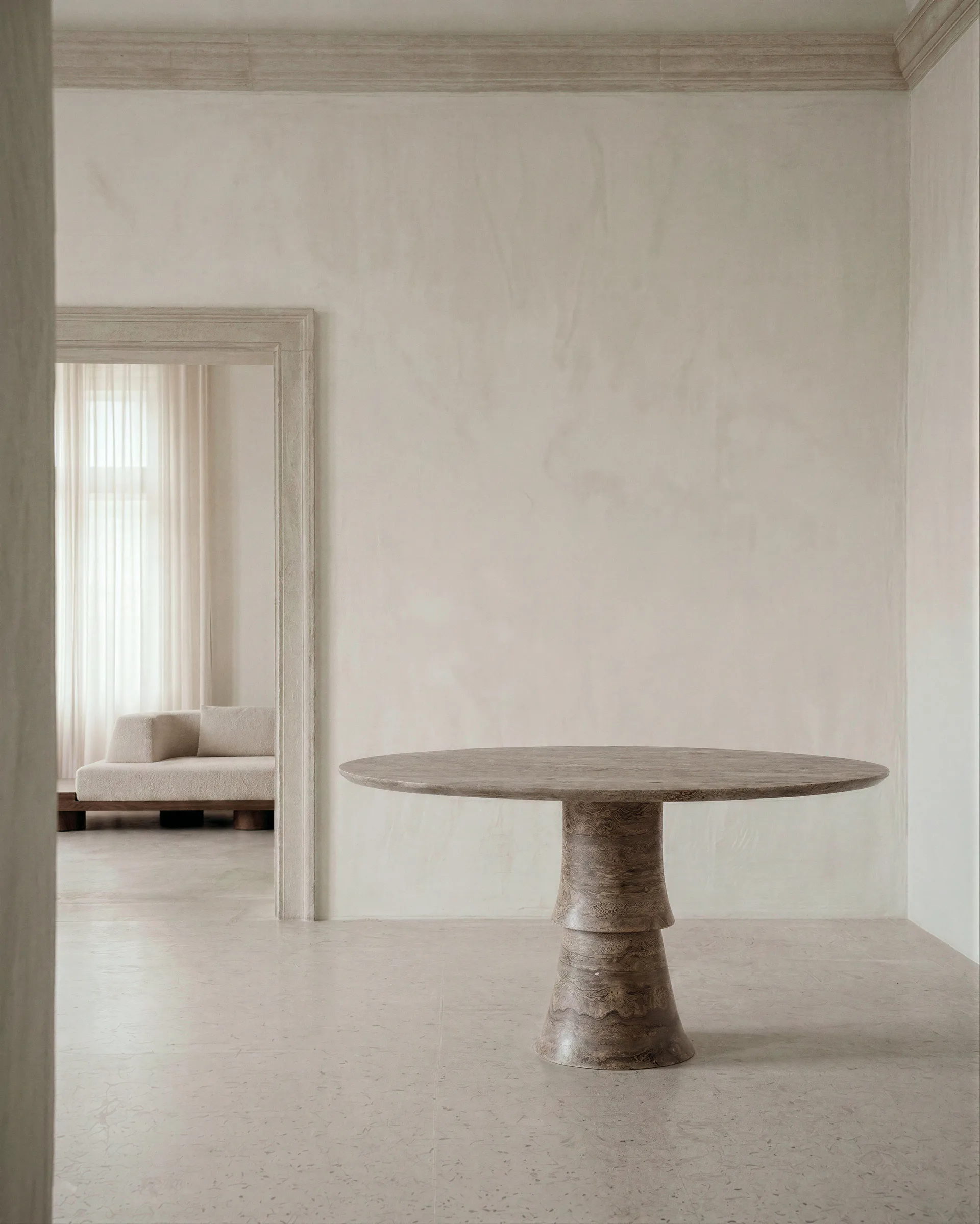 BELLISSIMO TABLE