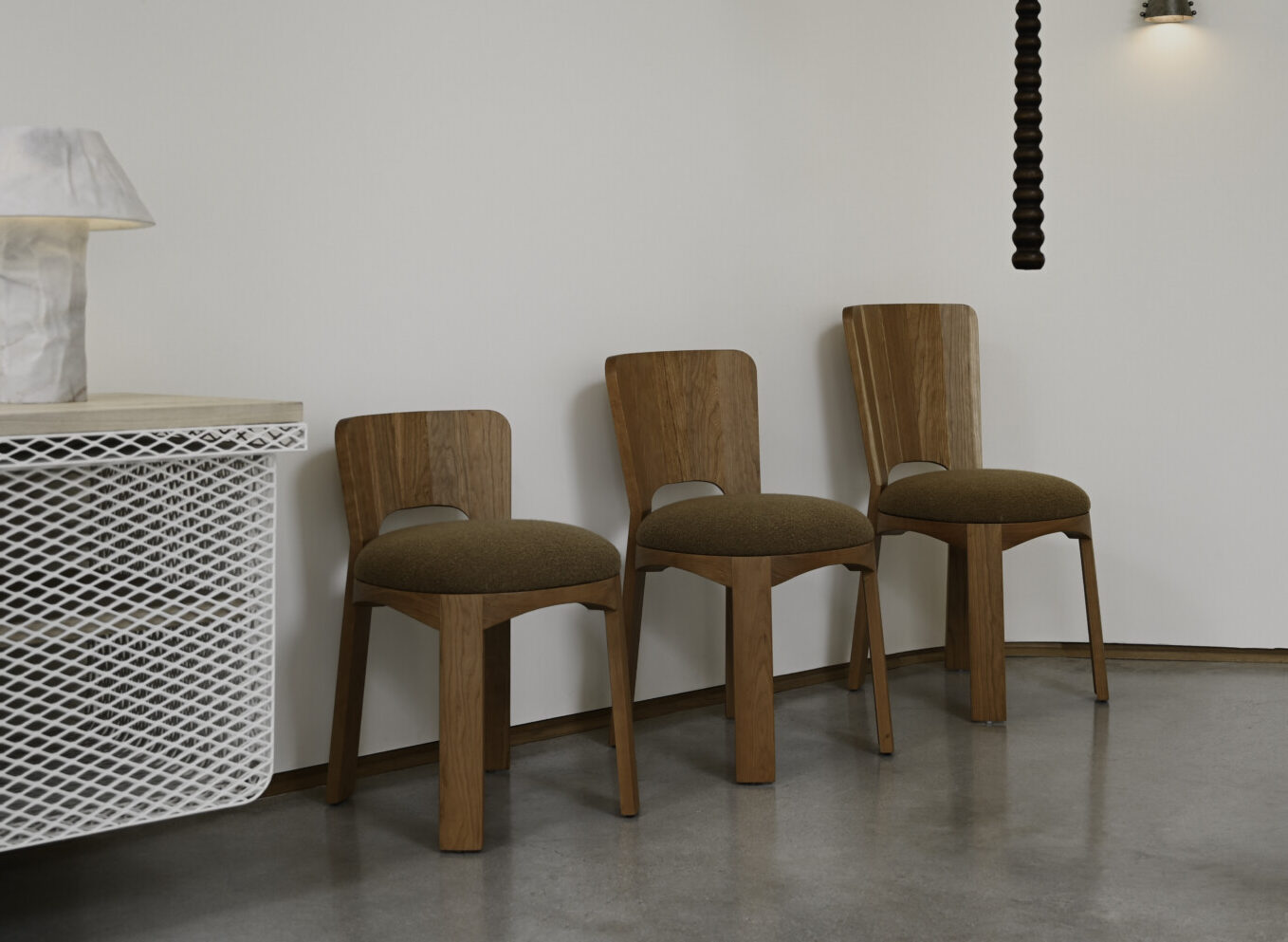 LATTEN DINING CHAIR