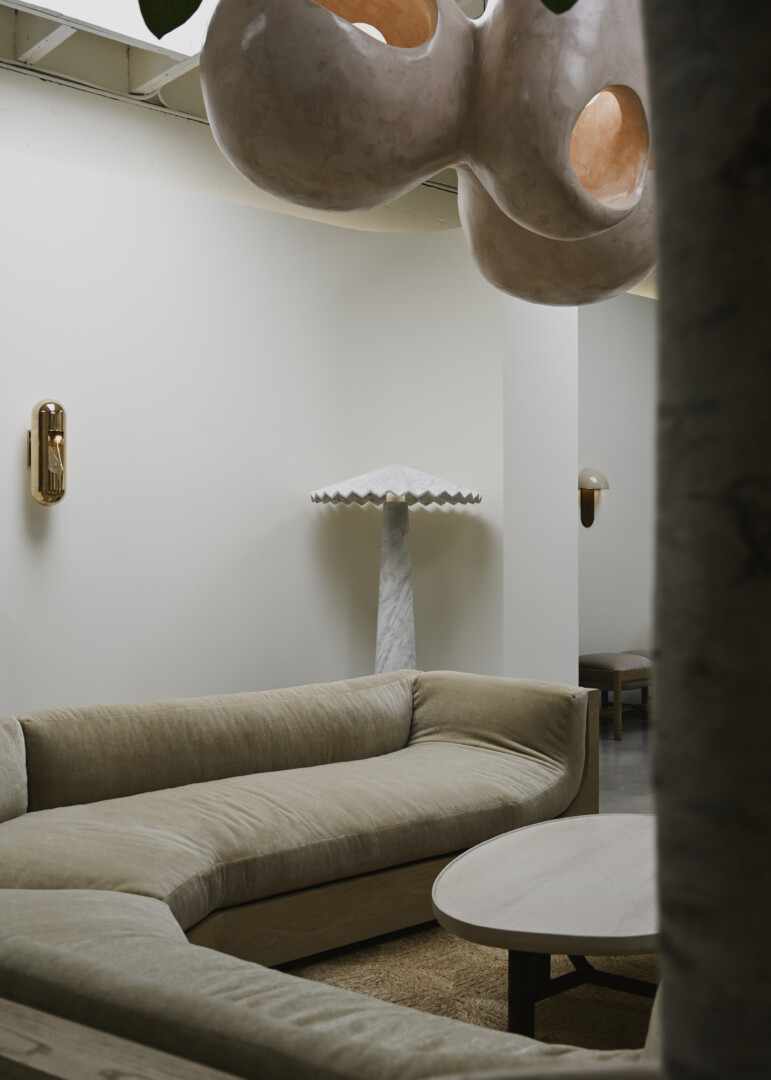 FRANCK SECTIONAL – ANGLED