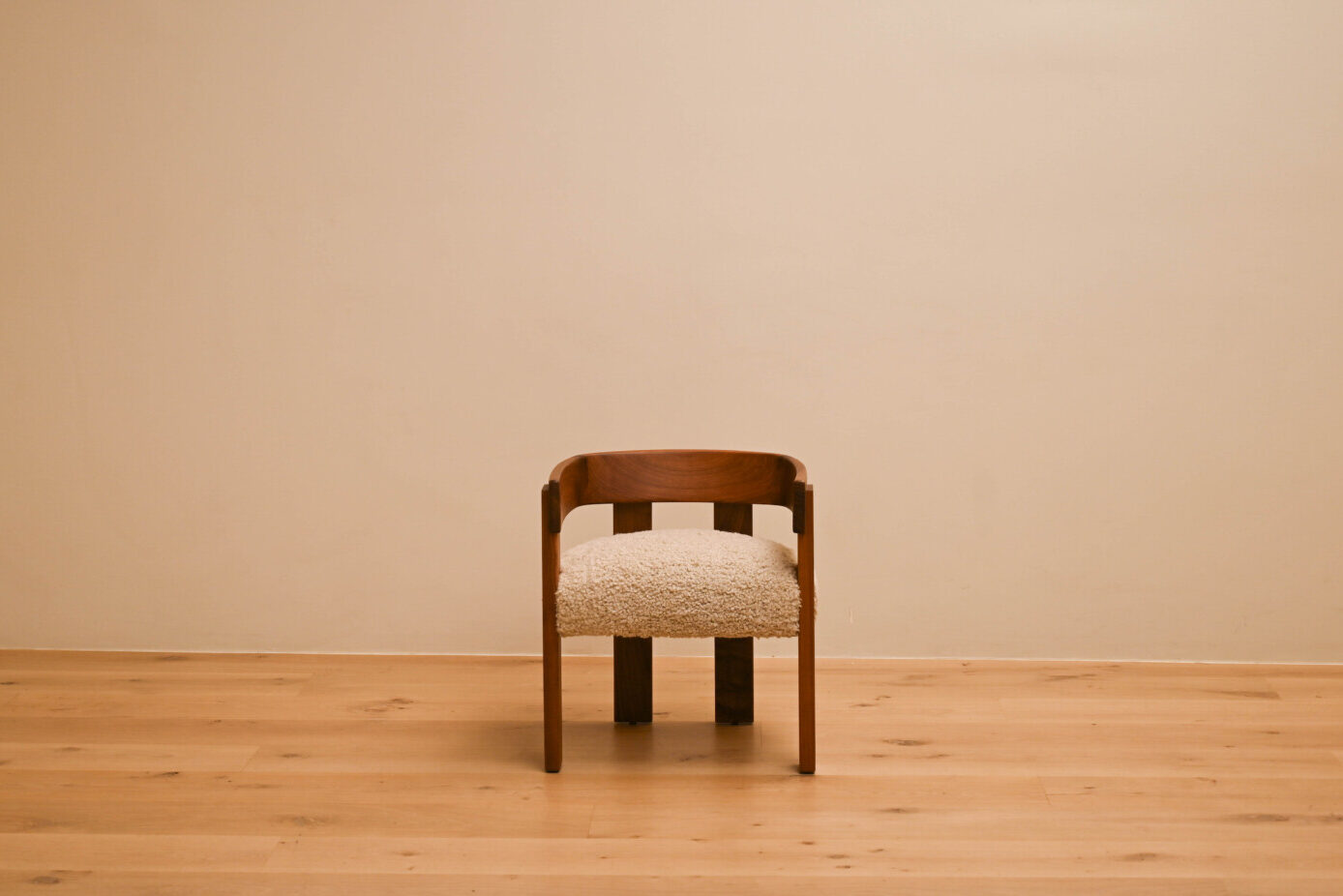 LOC DINING ARMCHAIR – WALNUT