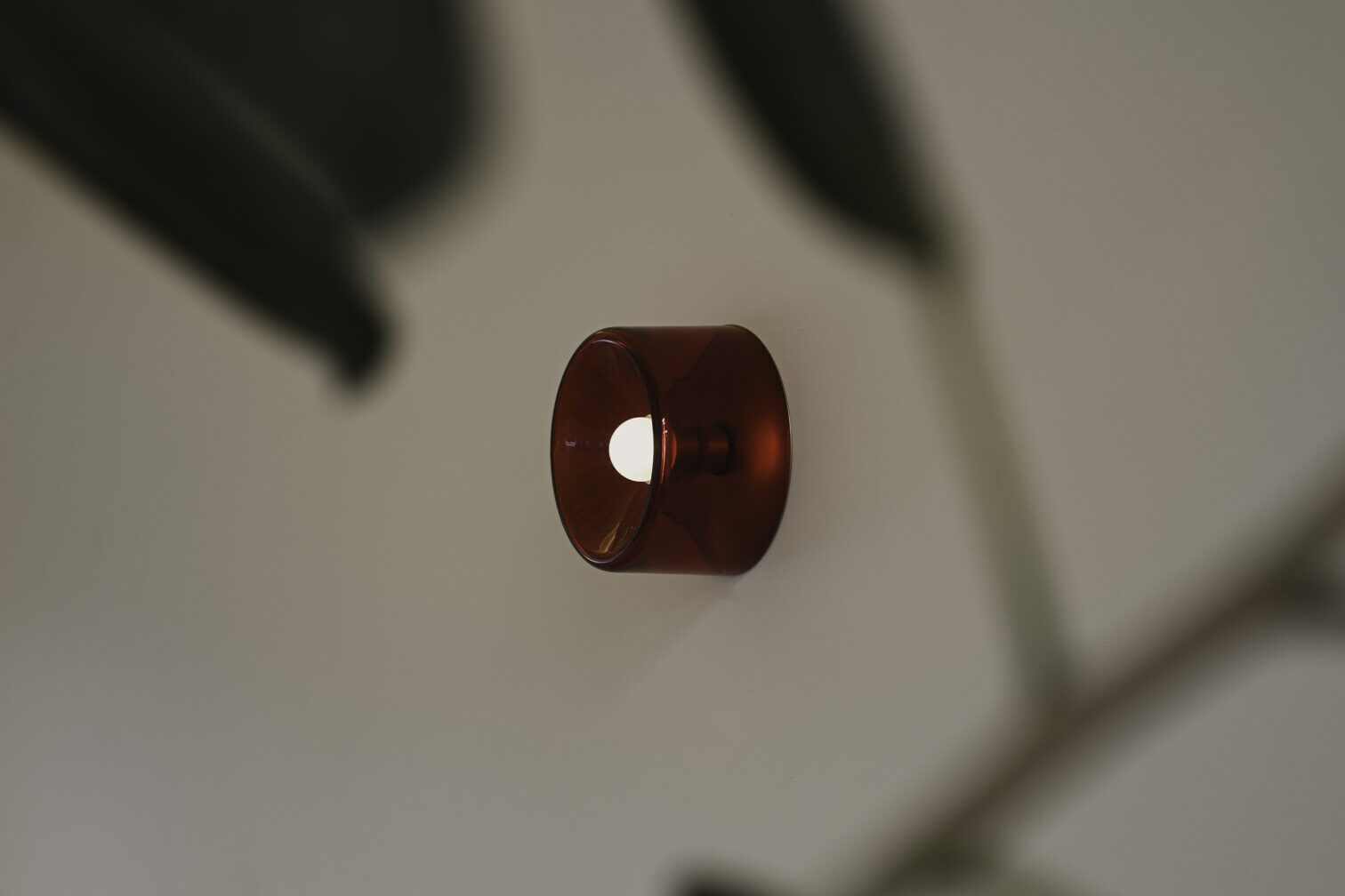 ANTON – BLOWN GLASS – CLEAR RED