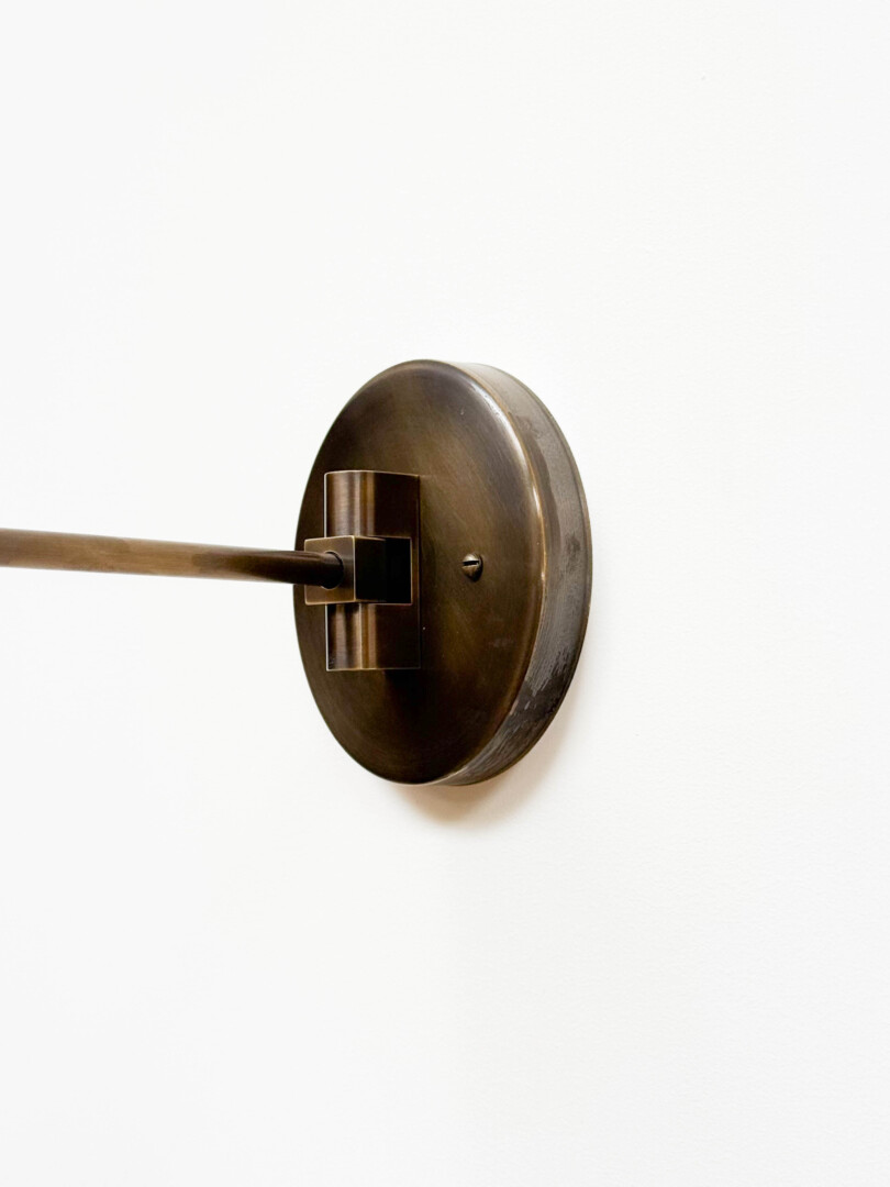 L’ARC LONG SCONCE SWIVEL