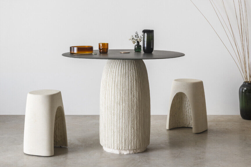 GRAIN D’ORGE DINING TABLE