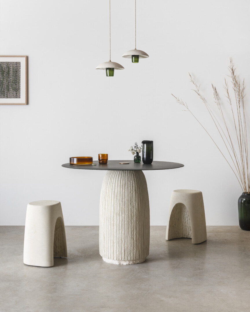 GRAIN D’ORGE DINING TABLE