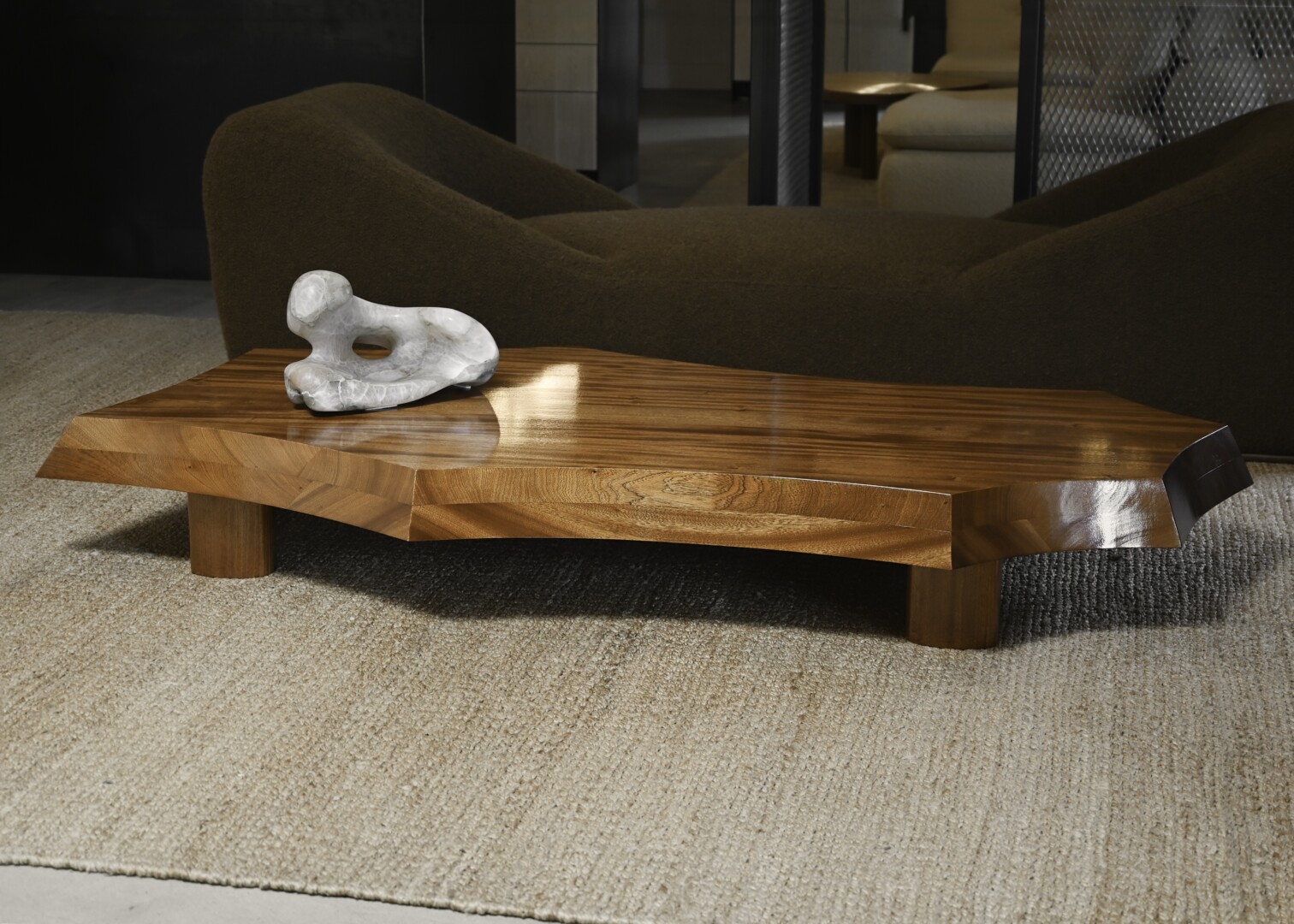 FREEE SHAPE COFFEE TABLE