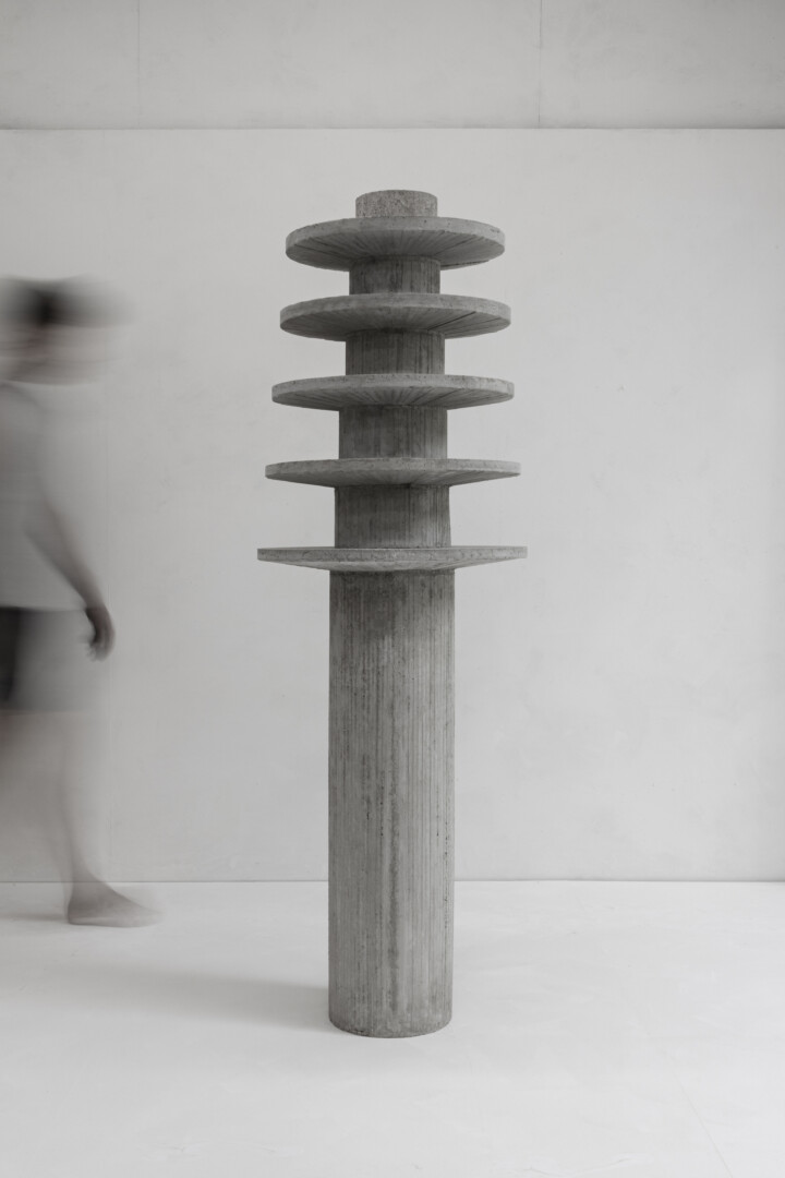 SOONA TOTEM SCULPTURE