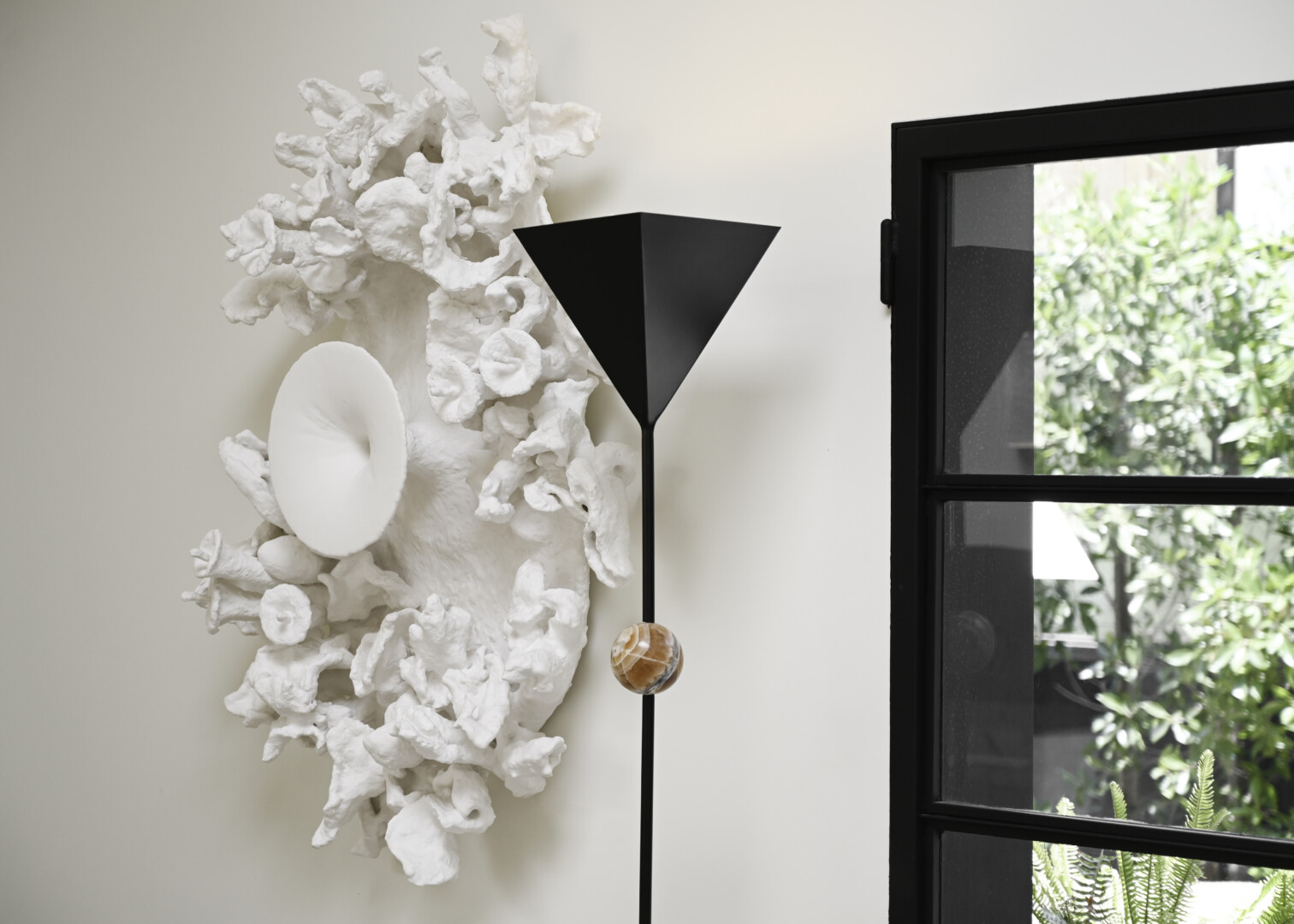 JOIA FLOOR LAMP