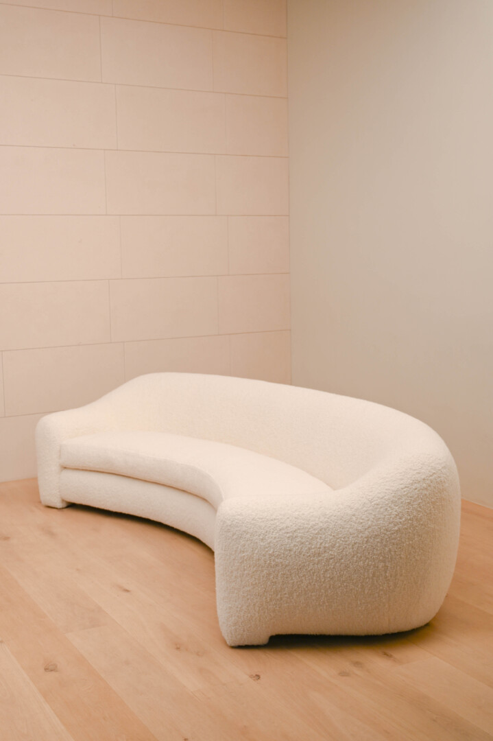 BIRNE SOFA CURVED