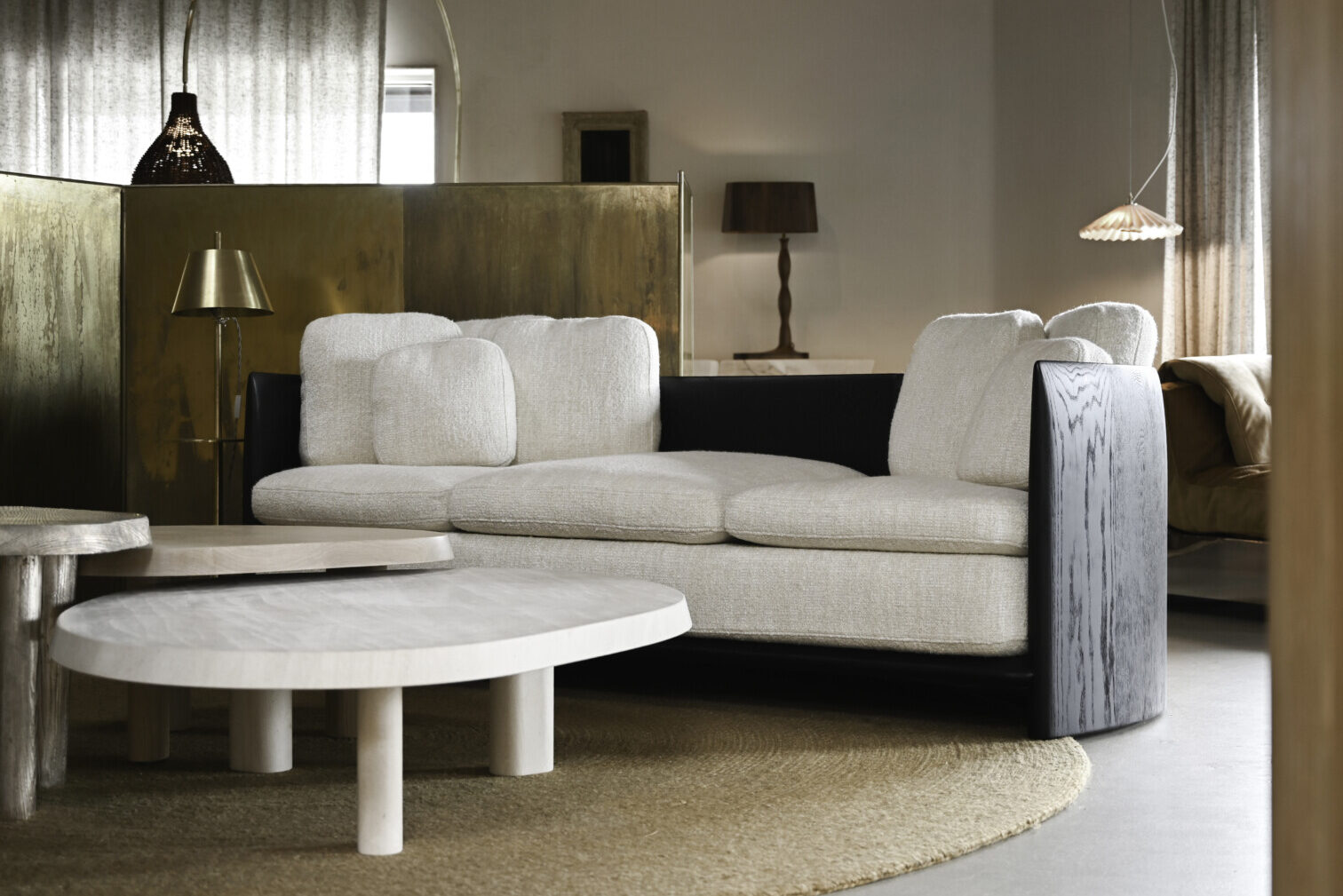 PANEEL SOFA
