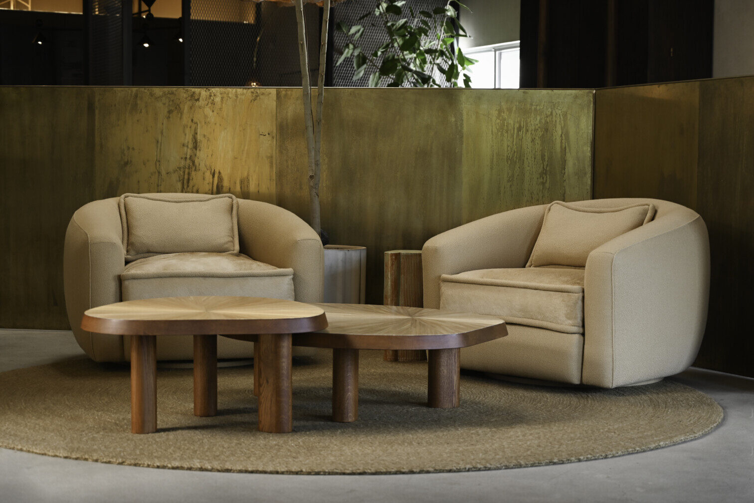 FAAS LOUNGE CHAIR