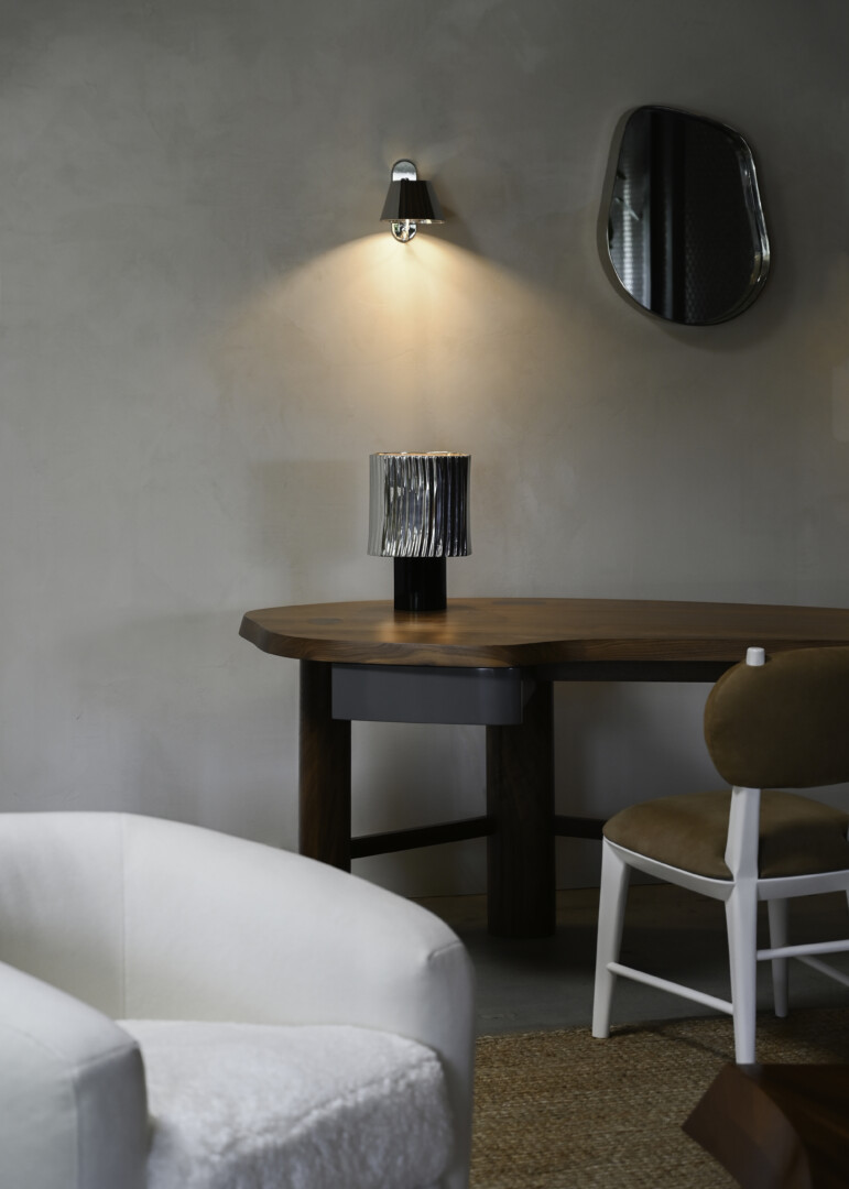 CUROSO TABLE LAMP