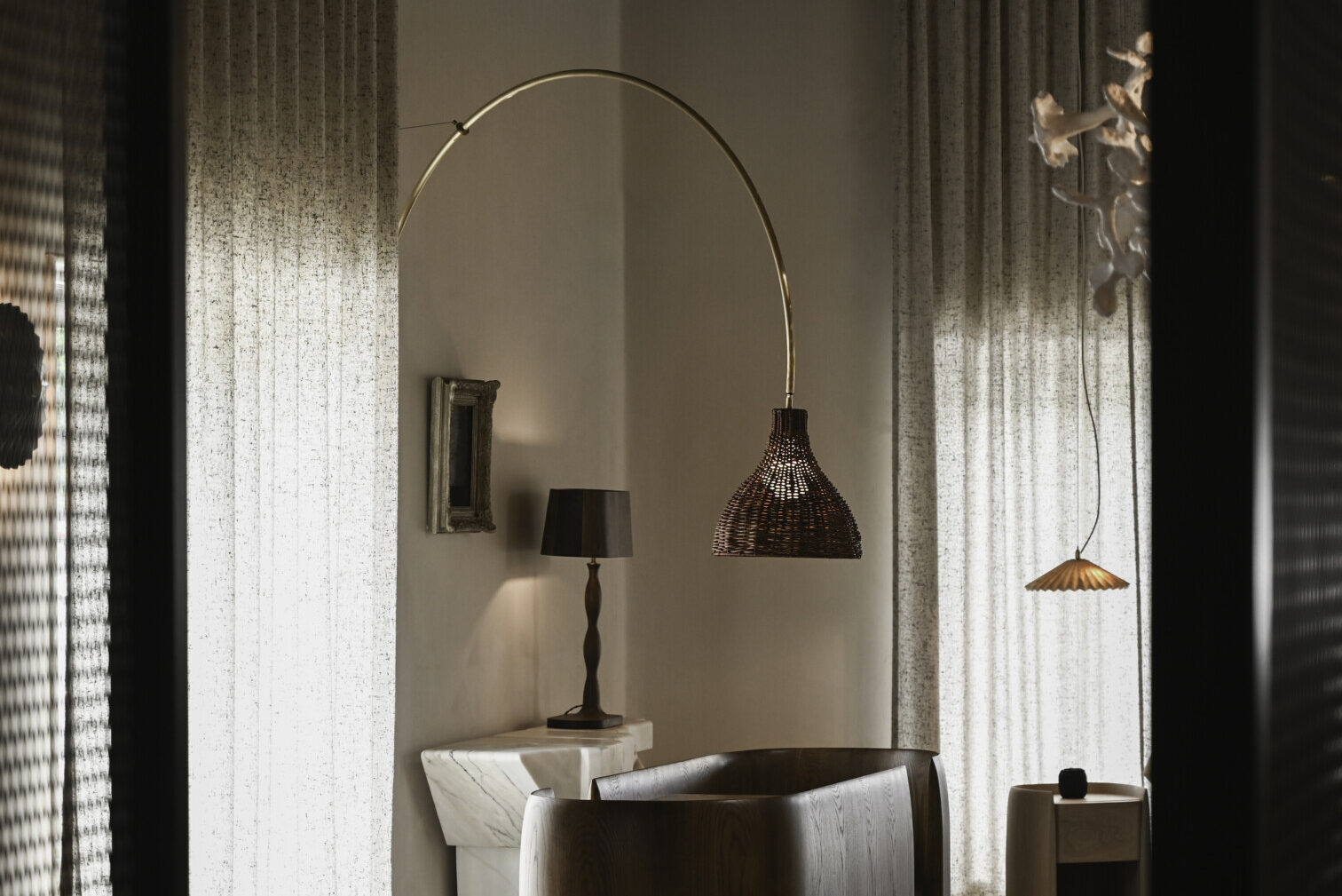 LEATHER ARM SCONCE