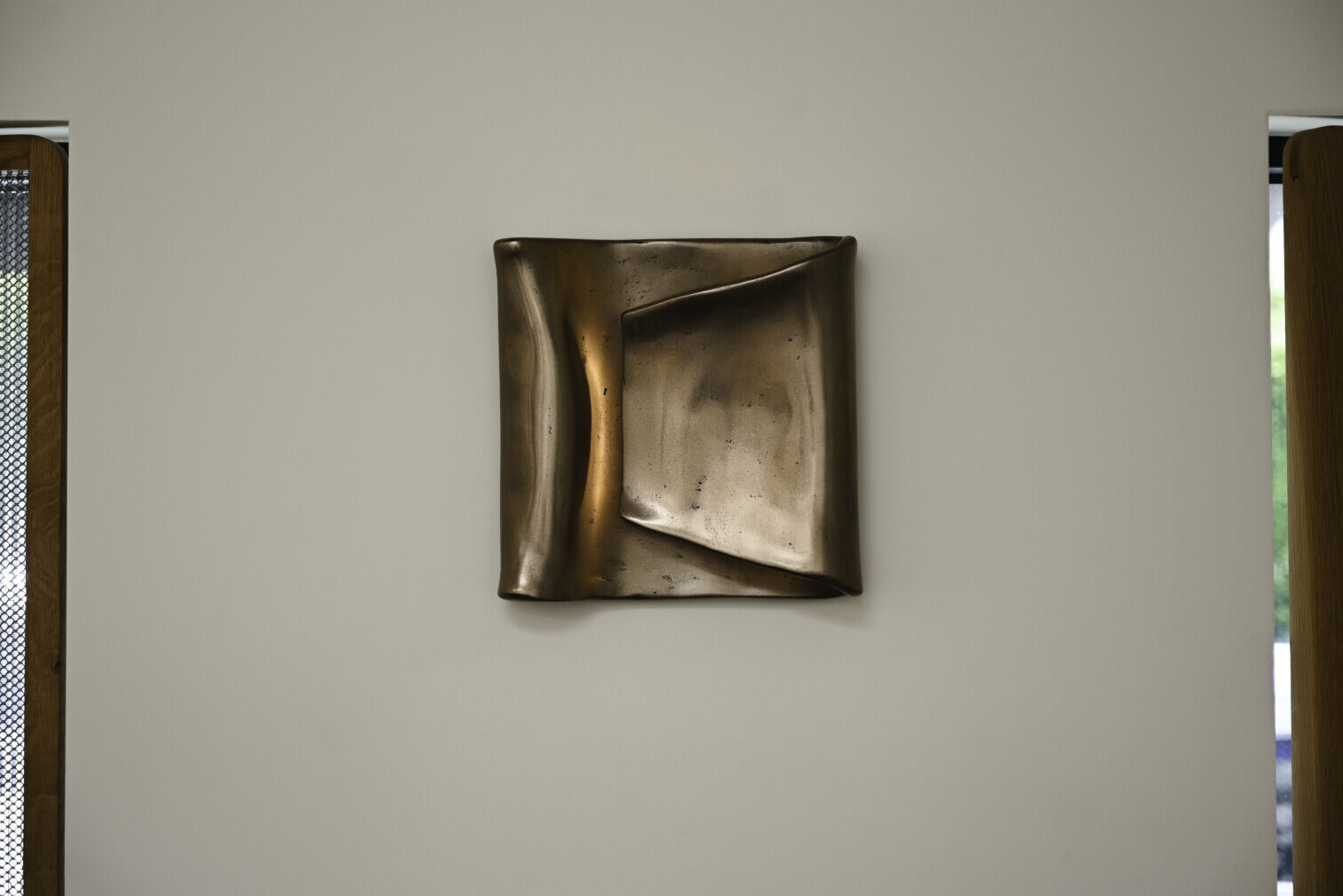 EMBRACE SCONCE – SMALL
