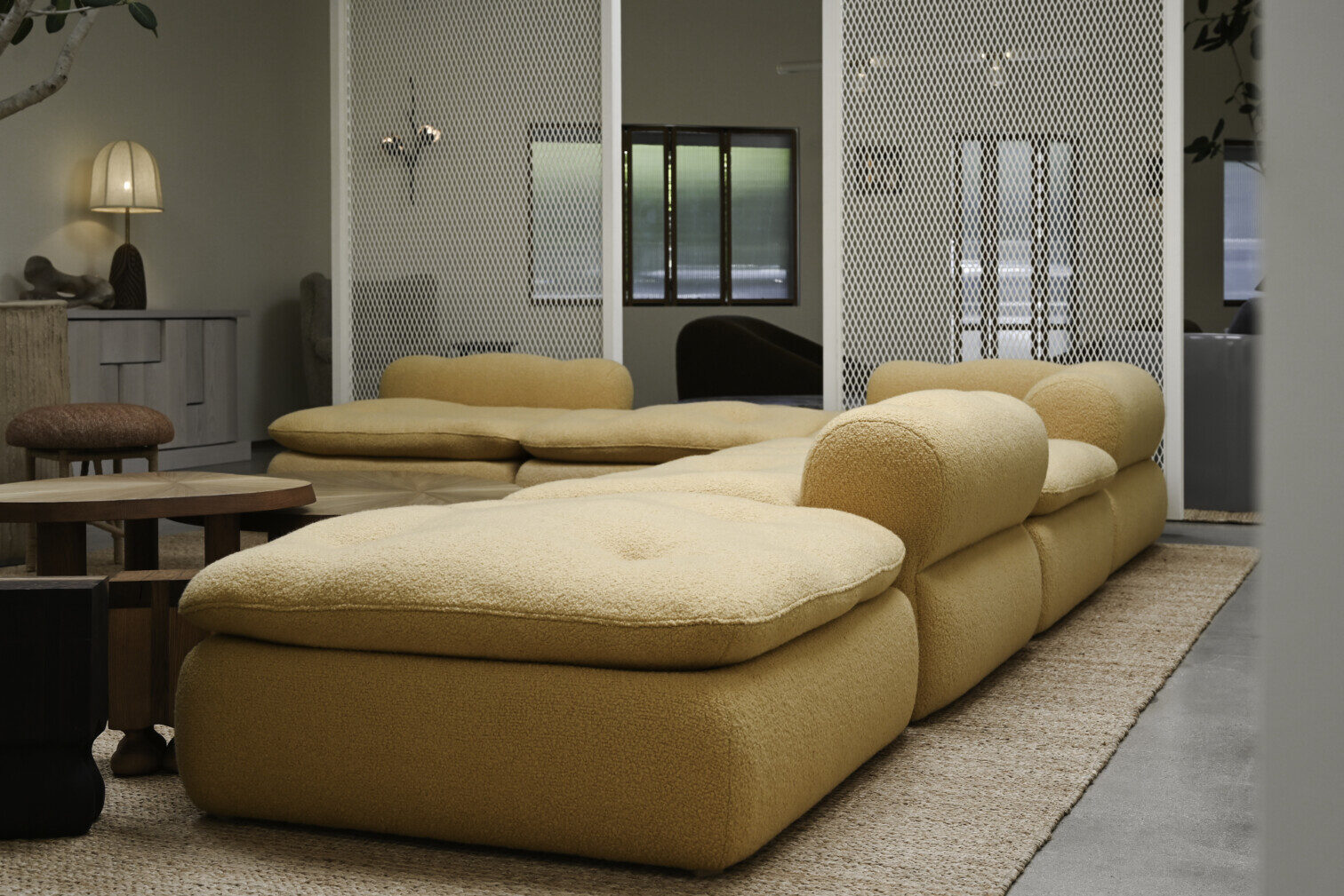 ROLLEN SECTIONAL