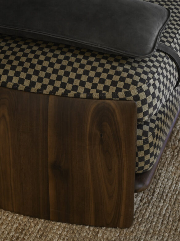 PANEEL DAYBED