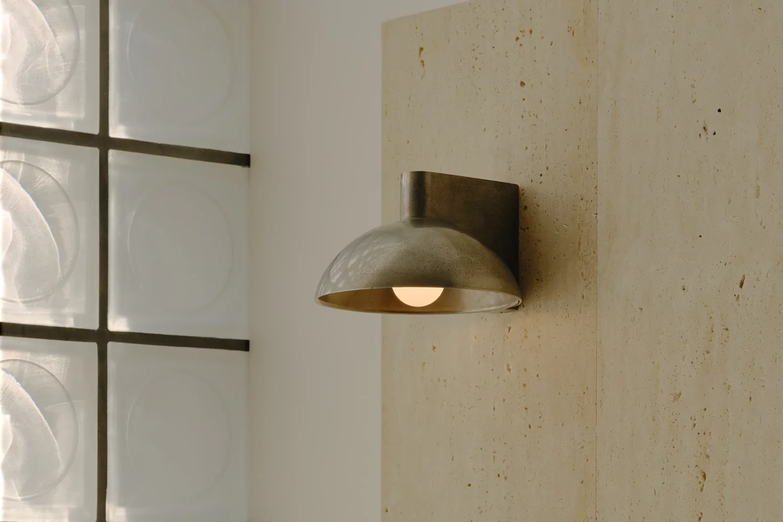 SOLUNE WALL LIGHT