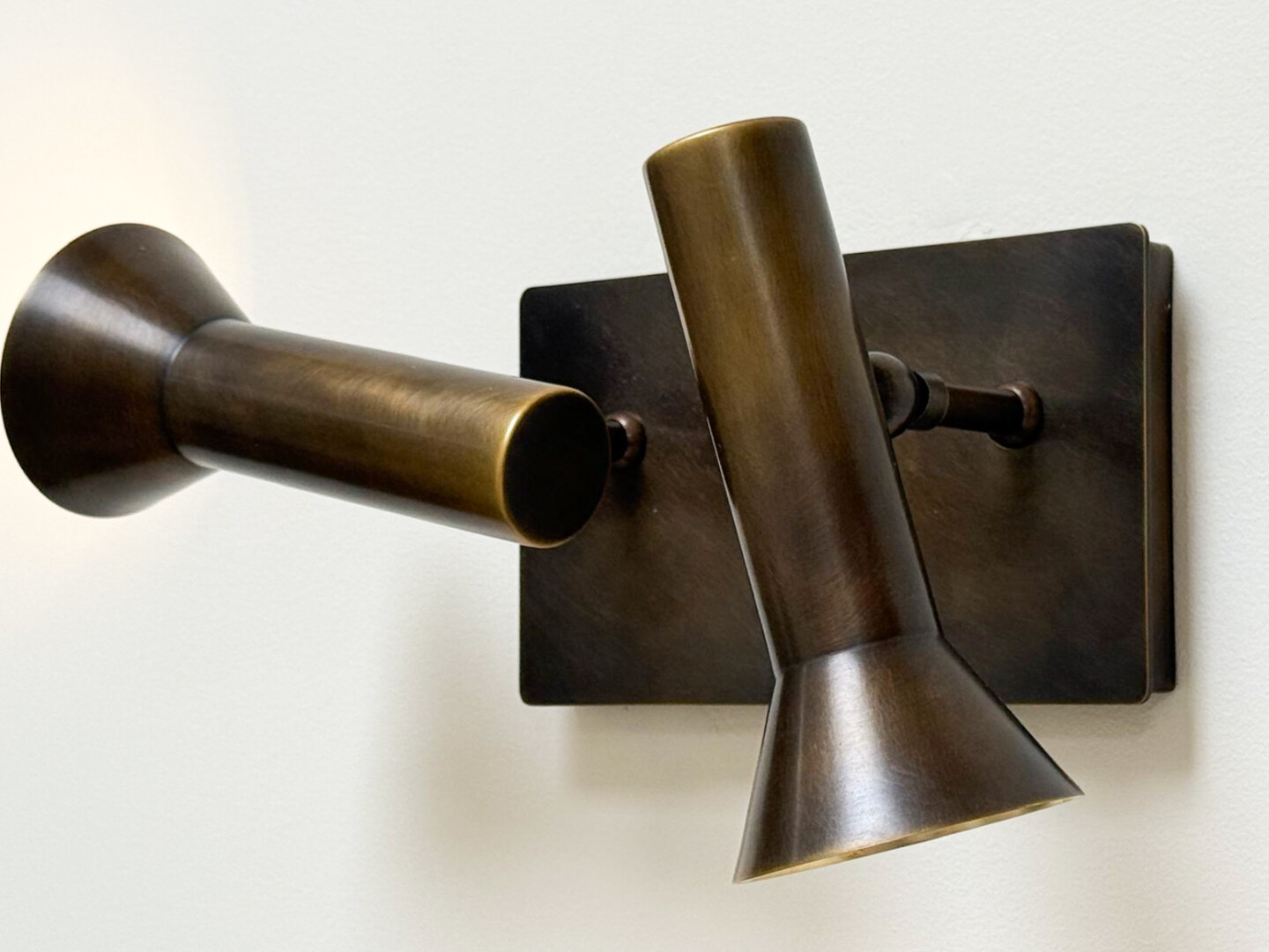 VESPERA DOUBLE SCONCE