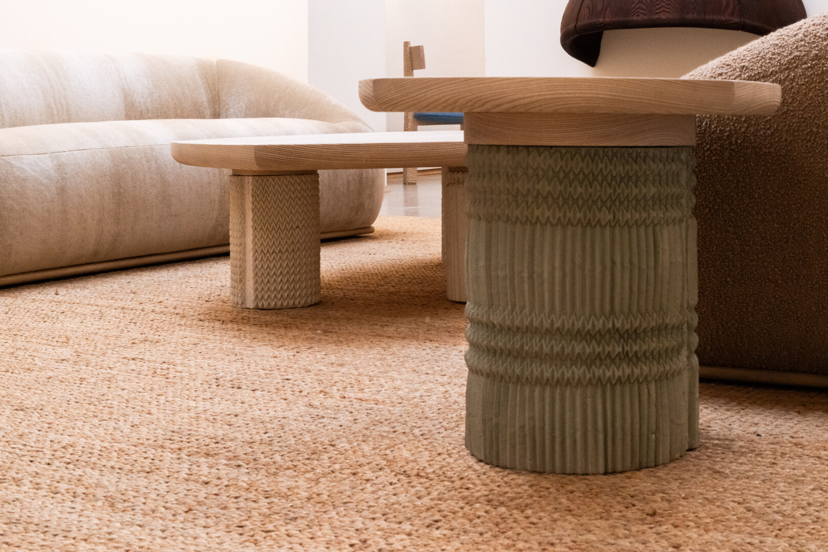 FALT SIDE TABLE