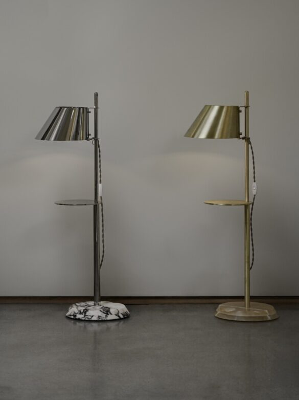 KONZE FLOOR LAMP (ANTIQUED BRASS)