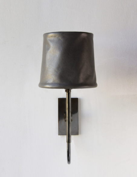SERIES 01 UPRIGHT SCONCE