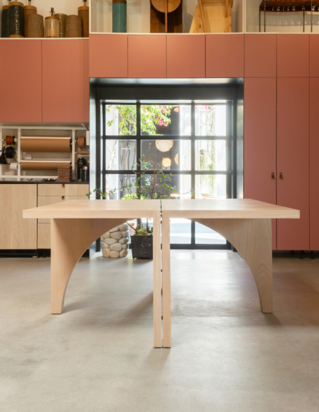 ARC DINING TABLE