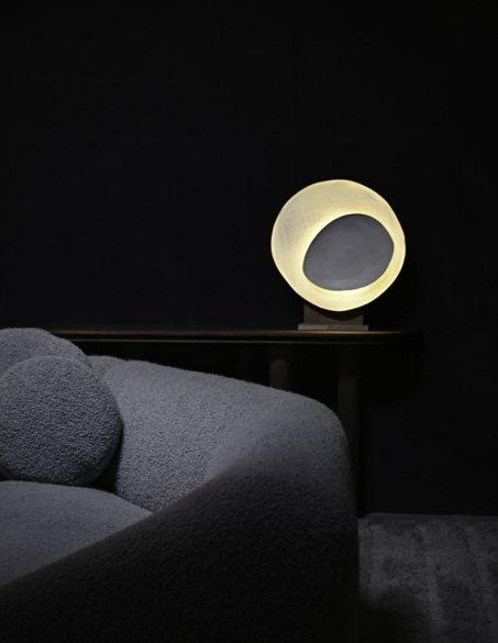 PLUME TABLE LAMP