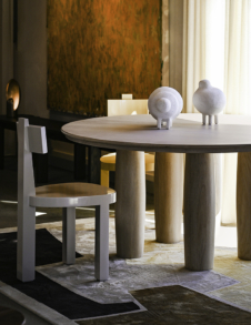 BAUME ROUND DINING TABLE