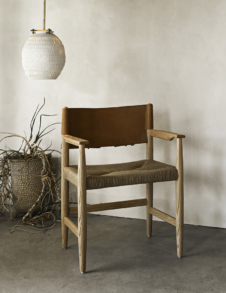 CAMPAIGN RUSH DINING ARMCHAIR