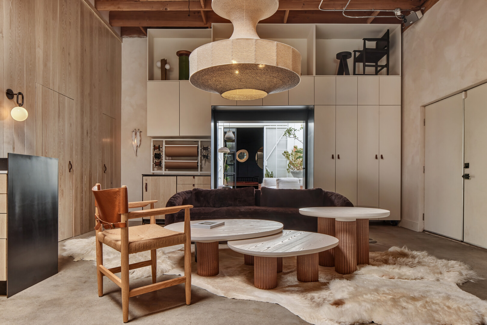 CAMPAIGN RUSH DINING ARMCHAIR