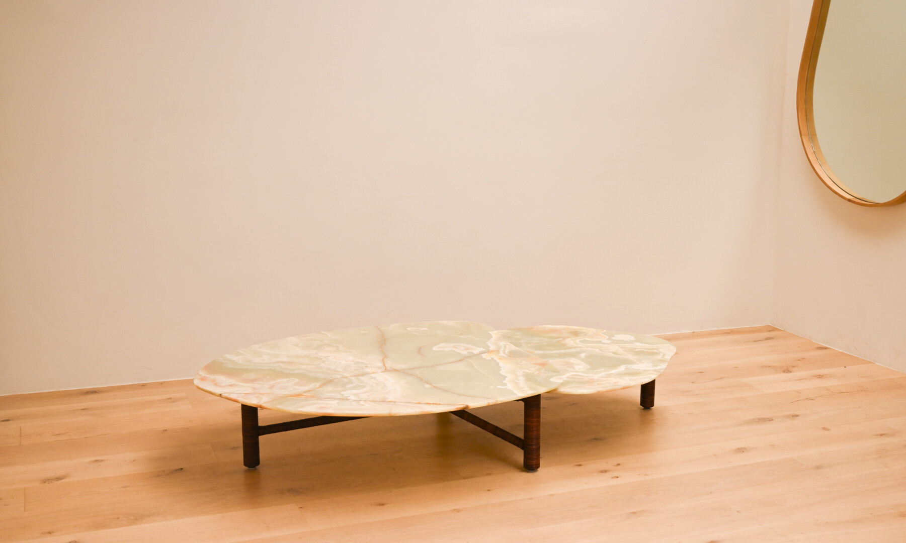 NETZ NESTING COFFEE TABLE