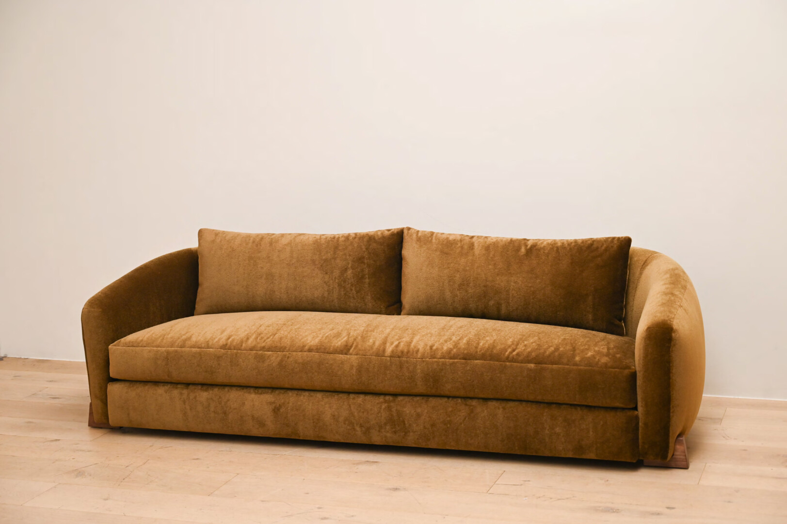 FAAS SOFA