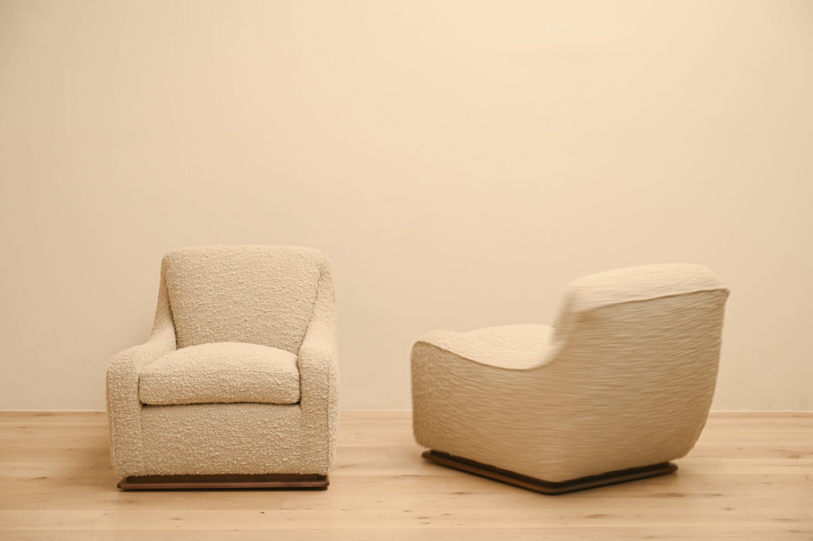 JAKE LOUNGE CHAIR