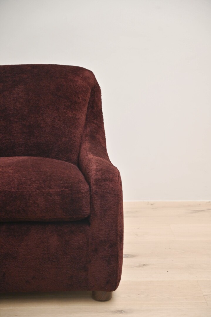 JAKE LOUNGE CHAIR