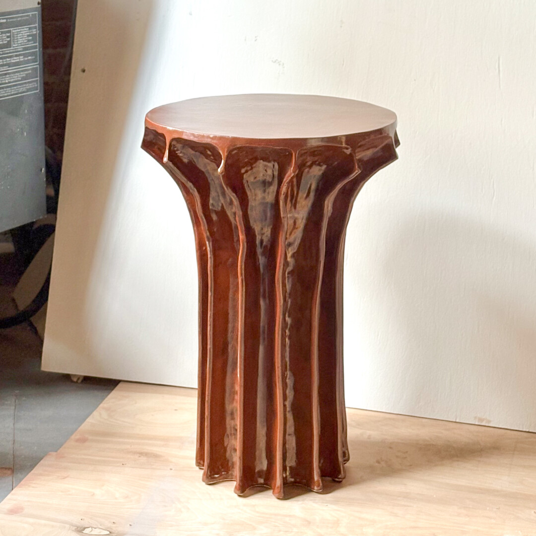ARBOR SIDE TABLE
