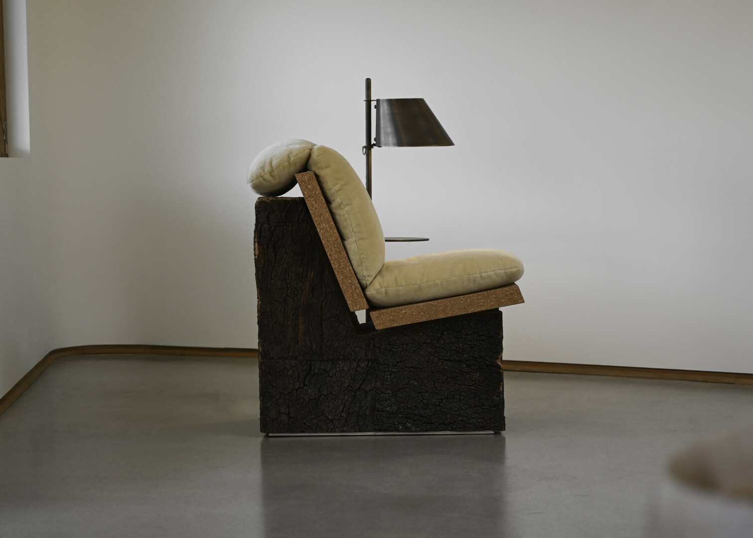 CORCHO LOUNGE CHAIR
